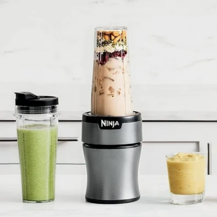 Licuadora Ninja BN301 Nutri-Blender Plus 700W con Vasos Individuales